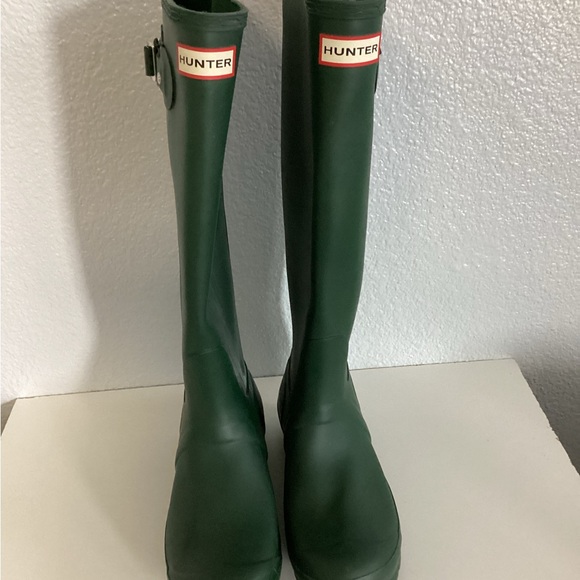 Hunter Classic Forest Boots - Picture 3 of 7